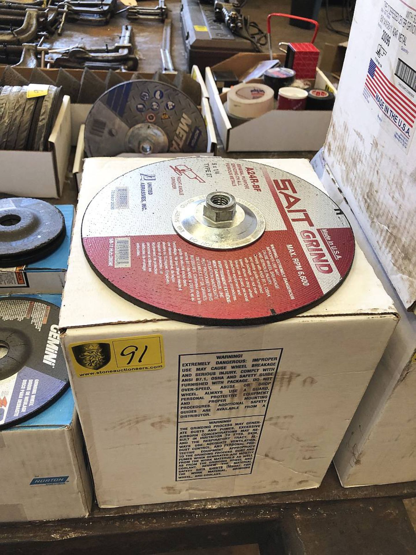 Case of NEW 9 x 1/4" Abrasive Discs