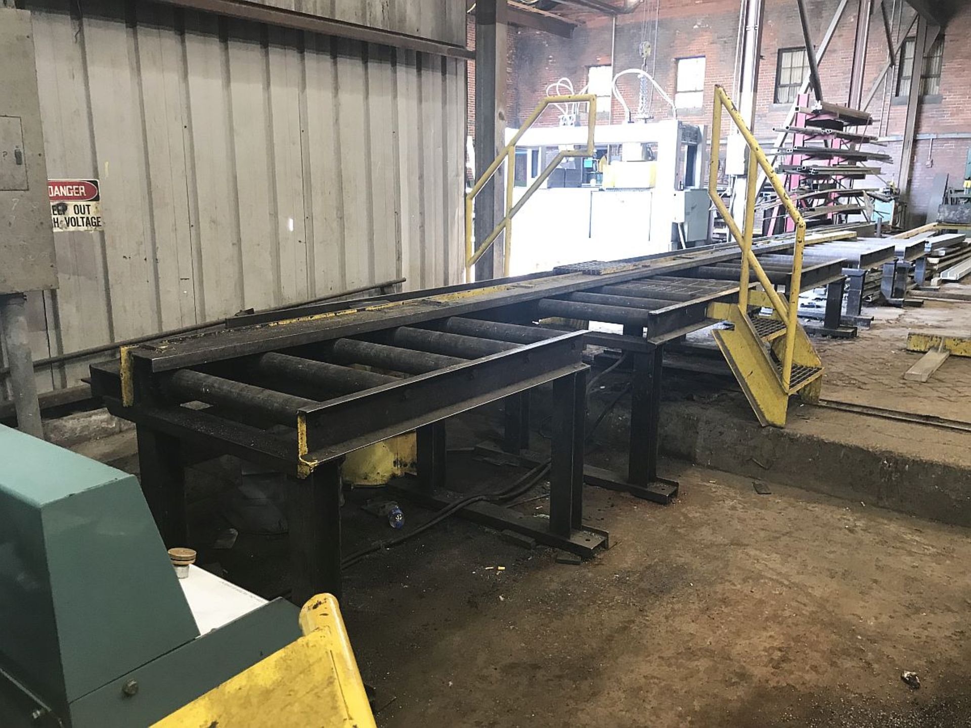 25'6" In/ 26' Out Powered Conveyor - Image 2 of 2
