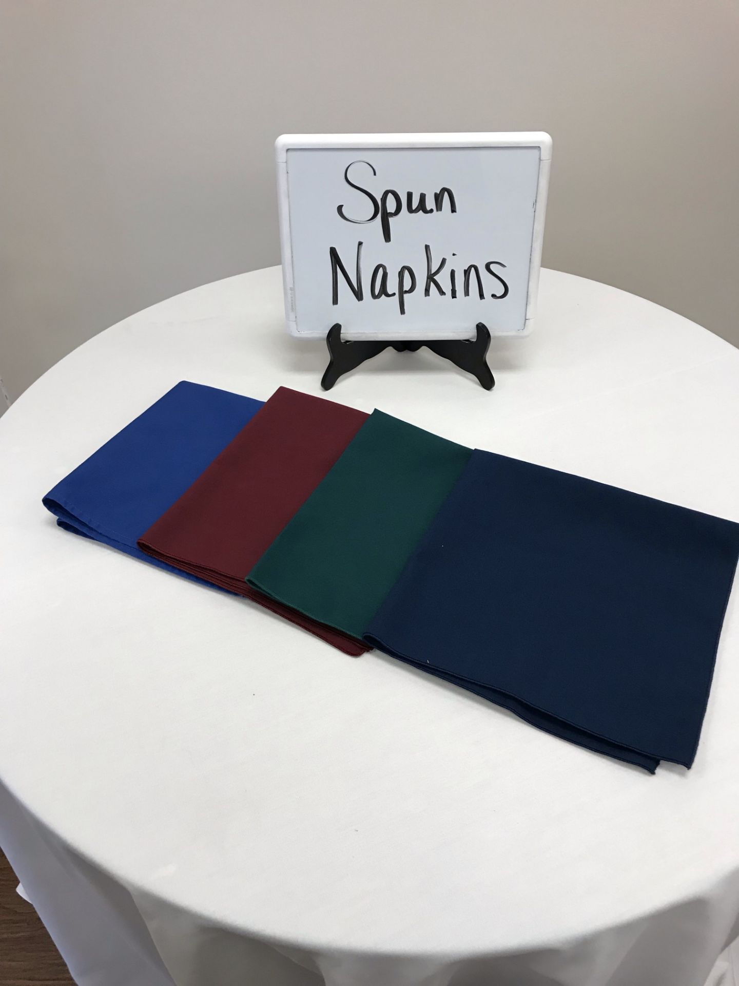 Napkin Navy Spun, Lot of 466 20"x20"