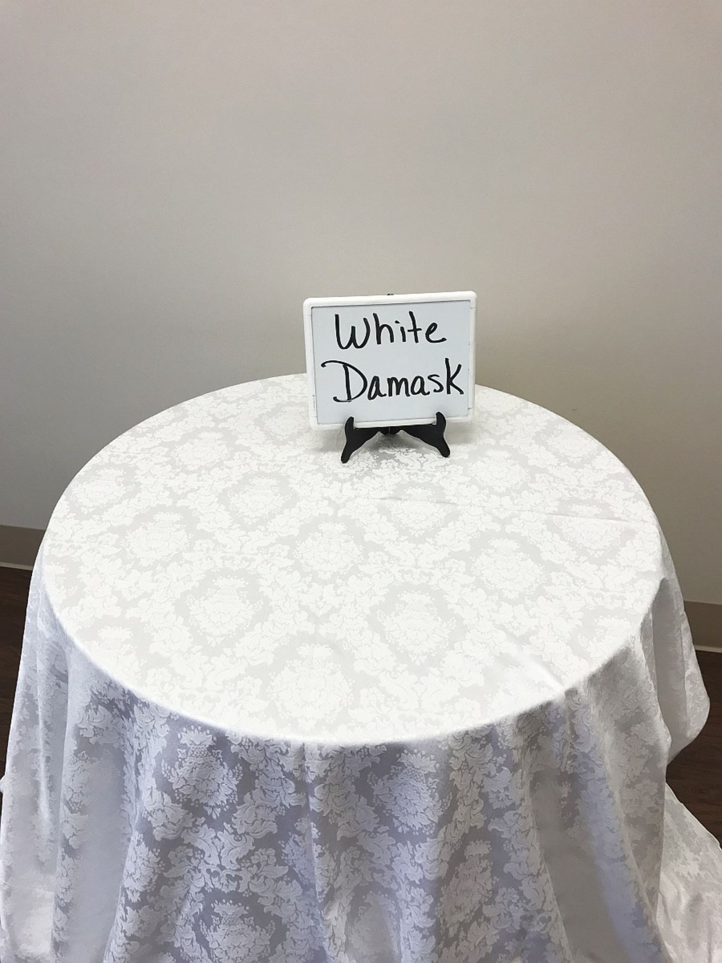 Skirting, White Damask 17'x30"