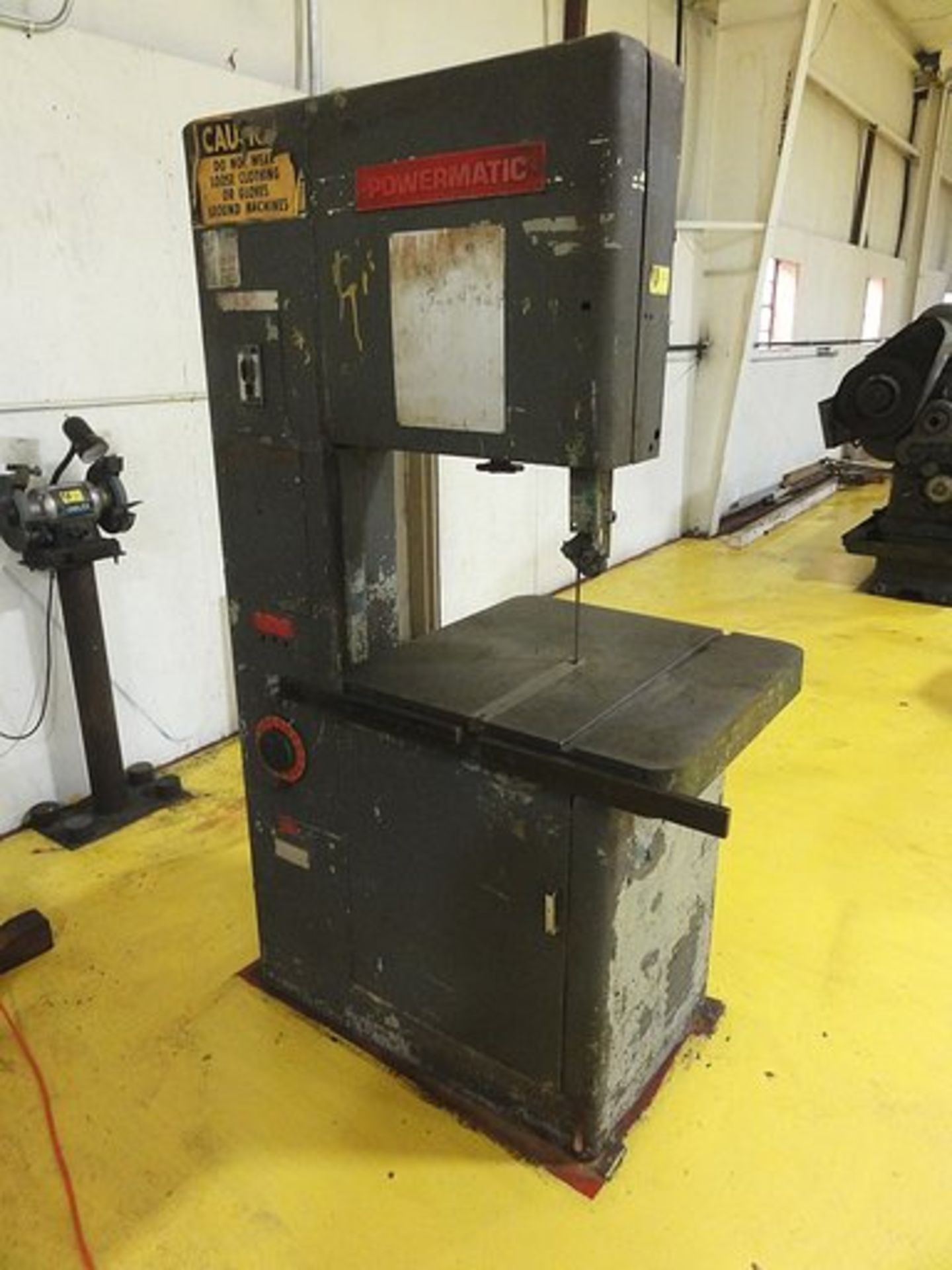 Powermatic Vertical Bandsaw, 24" x 24" Table, 19.5" Throat - Image 2 of 3