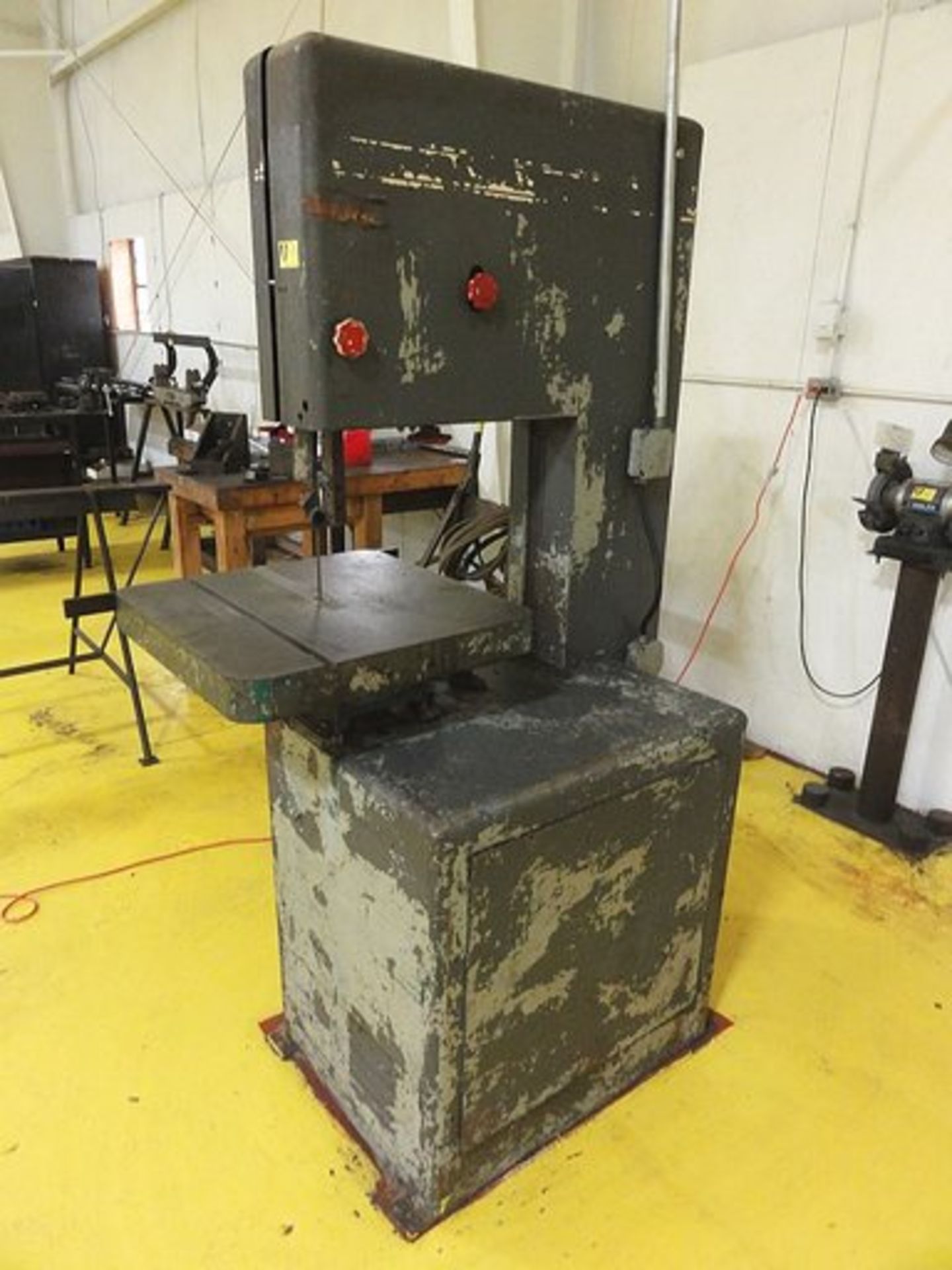 Powermatic Vertical Bandsaw, 24" x 24" Table, 19.5" Throat - Image 3 of 3