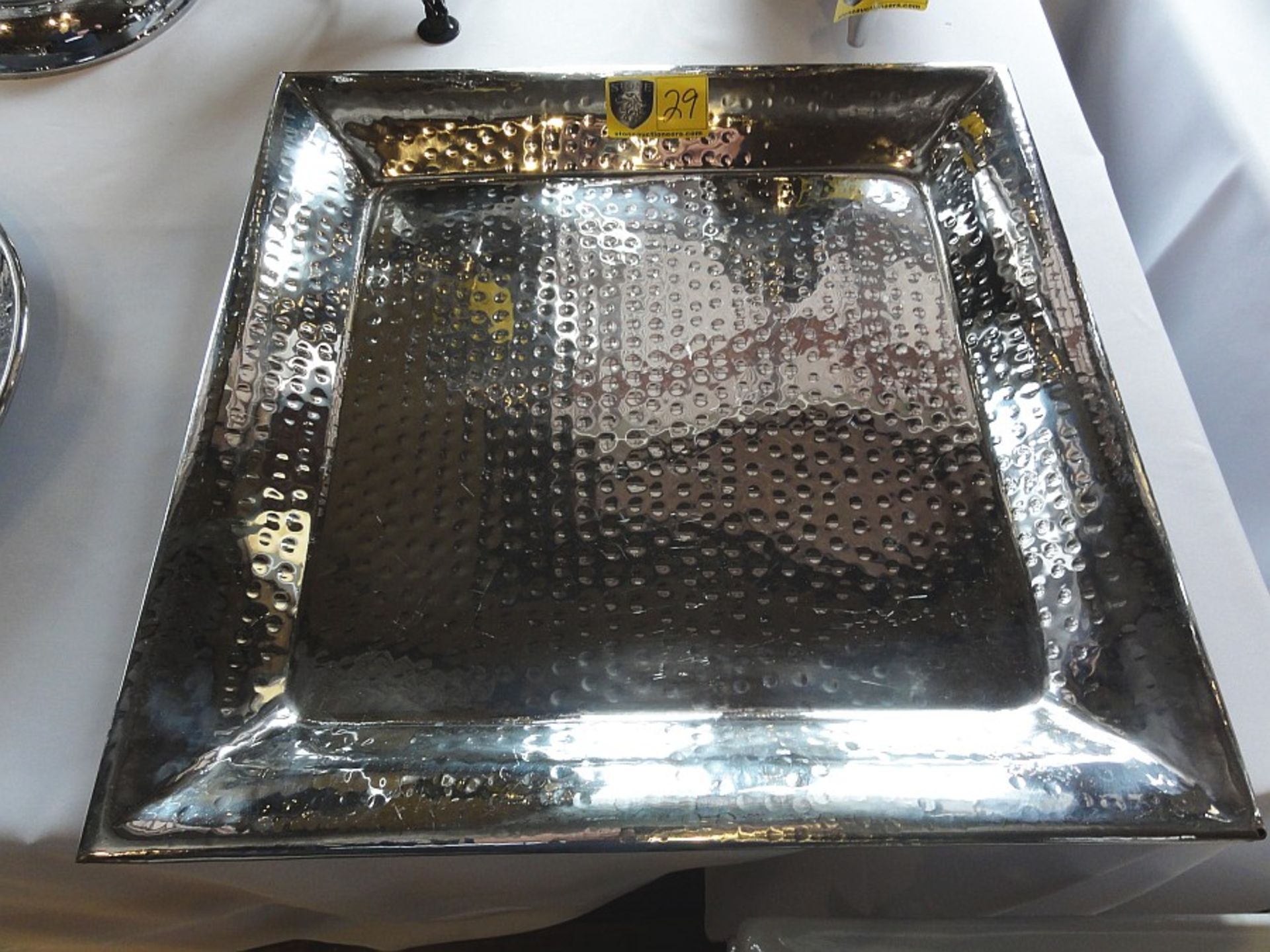 SQUARE STANILESS STEEL TRAYS, 18"