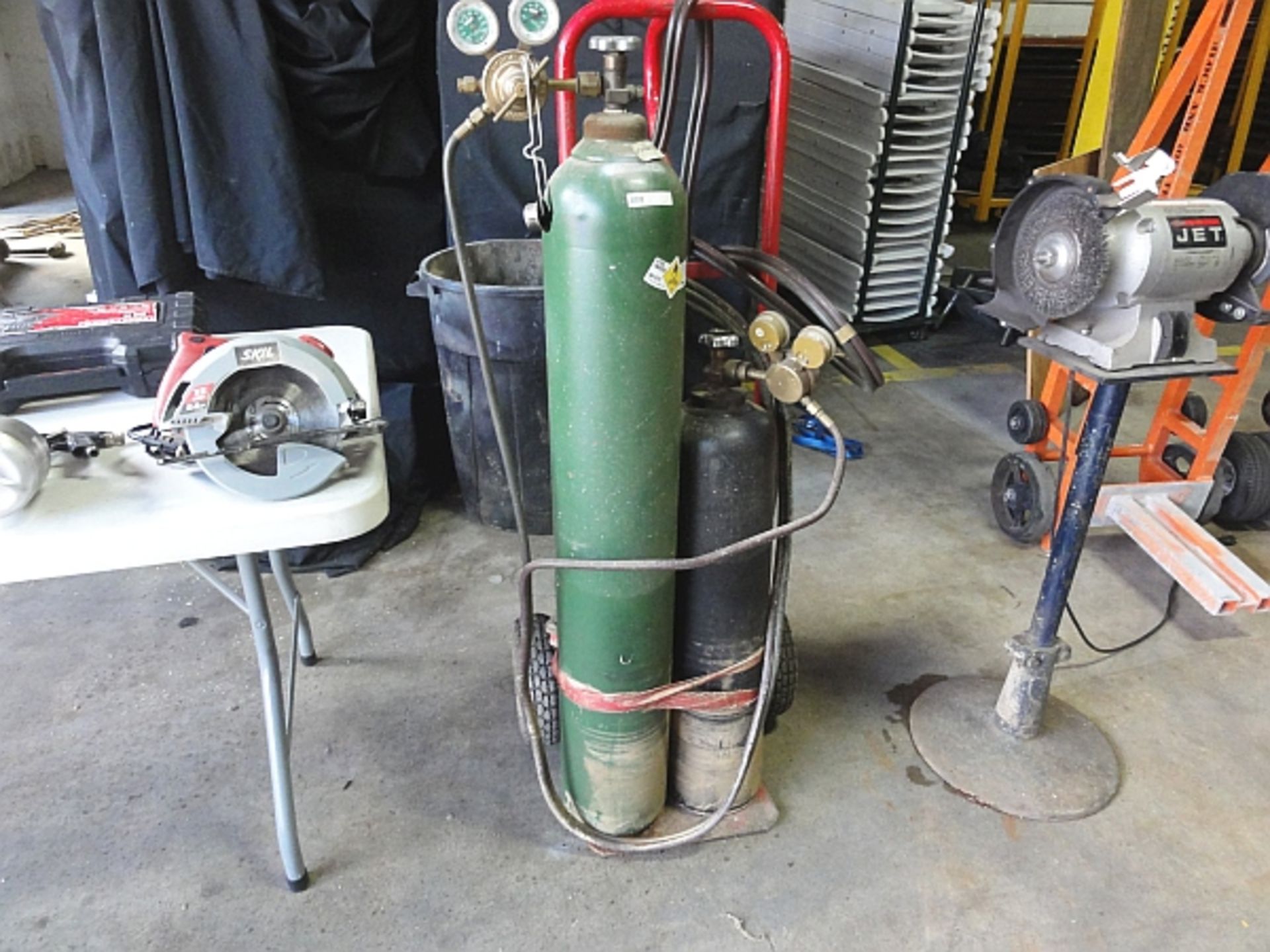 OXY FUEL CART W/ HOSES, TORCH & REGULATORS-- NO BOTTLES INCLUDED