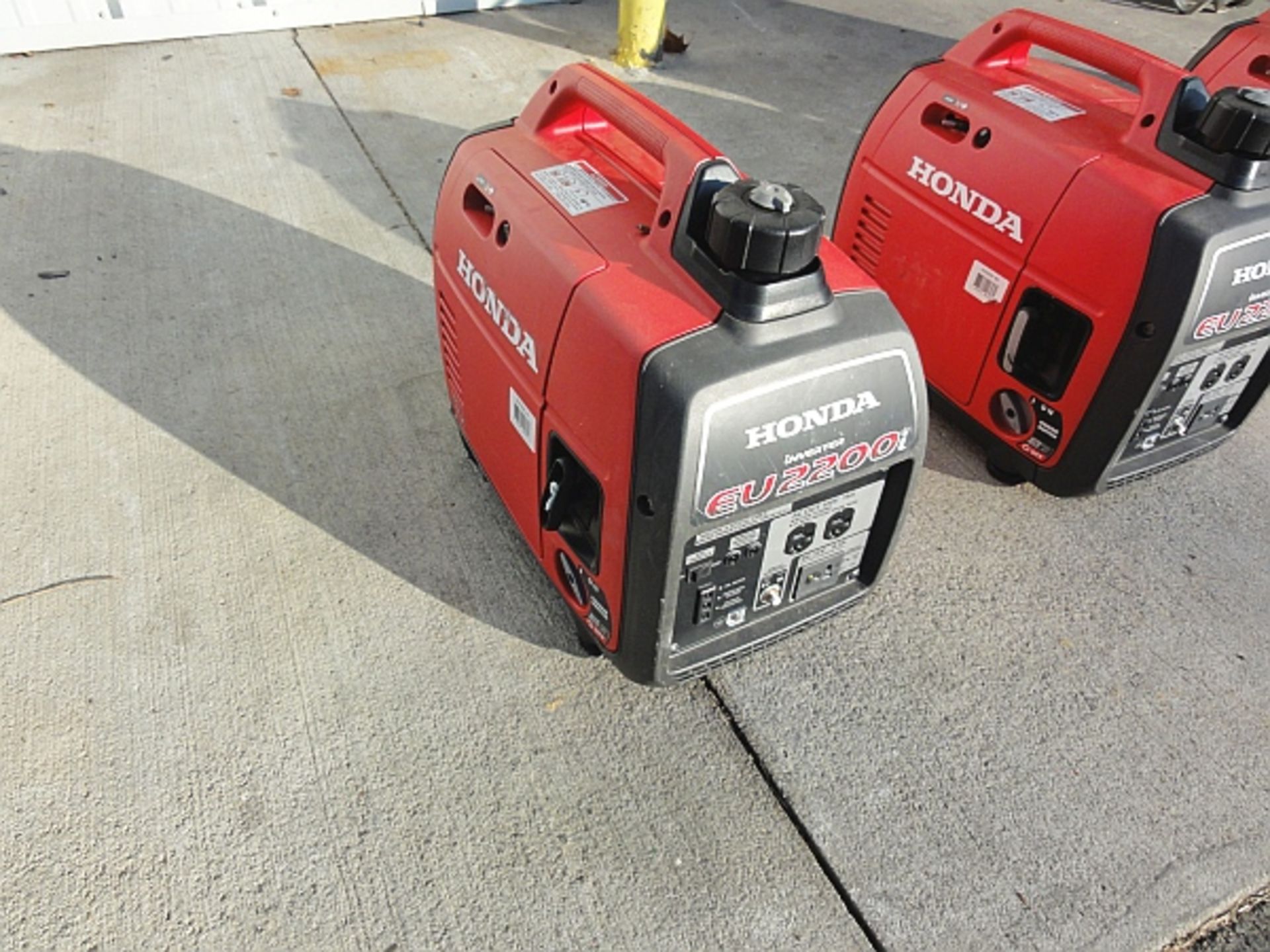 HONDA EU2200IS PORTABLE GENERATOR