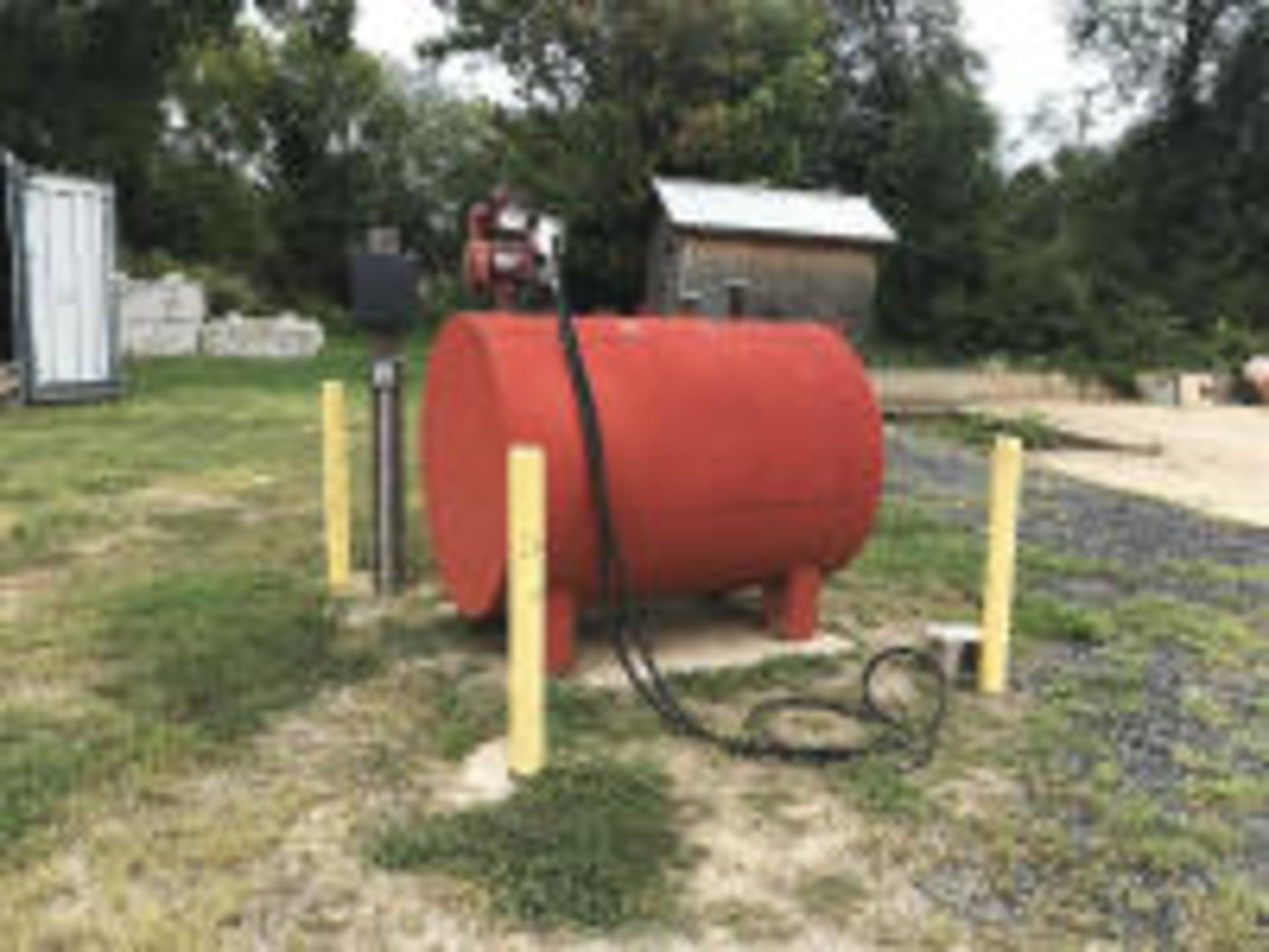 FUEL TANK, 500 GALLON CAP, DIESEL, w/ FILL RITE MDL FR701V ELECTRIC PUMP, 115V