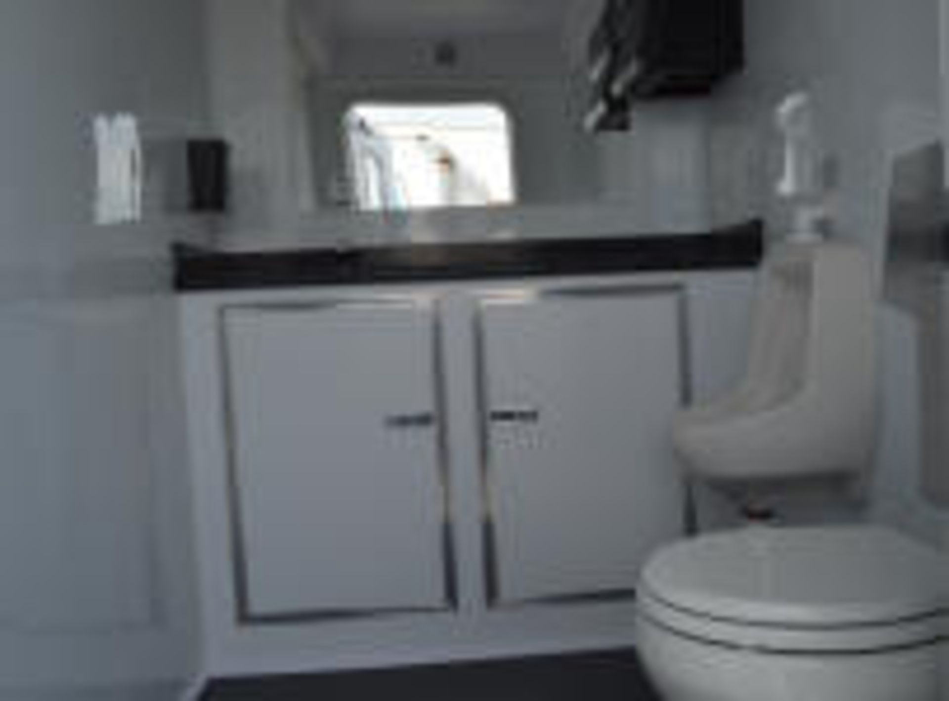 2016 COMFORTS OF HOME RESTROOM TRAILER, MDL 12', 3-STALL, VIN 4C9TN1214GM081705 - Image 5 of 7