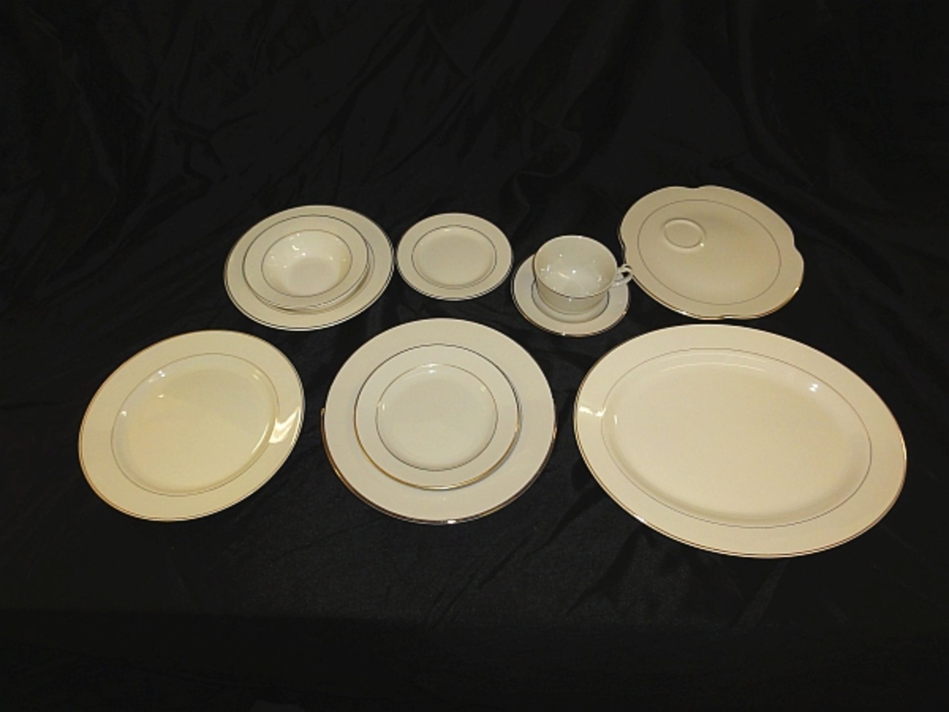 LOT OF 134 IVORY 7" SALAD PLATE W/ GOLD RIM- LOT COME IN 7 MICROWIRE CRATES BILLED @ $18 EA. - Image 2 of 2