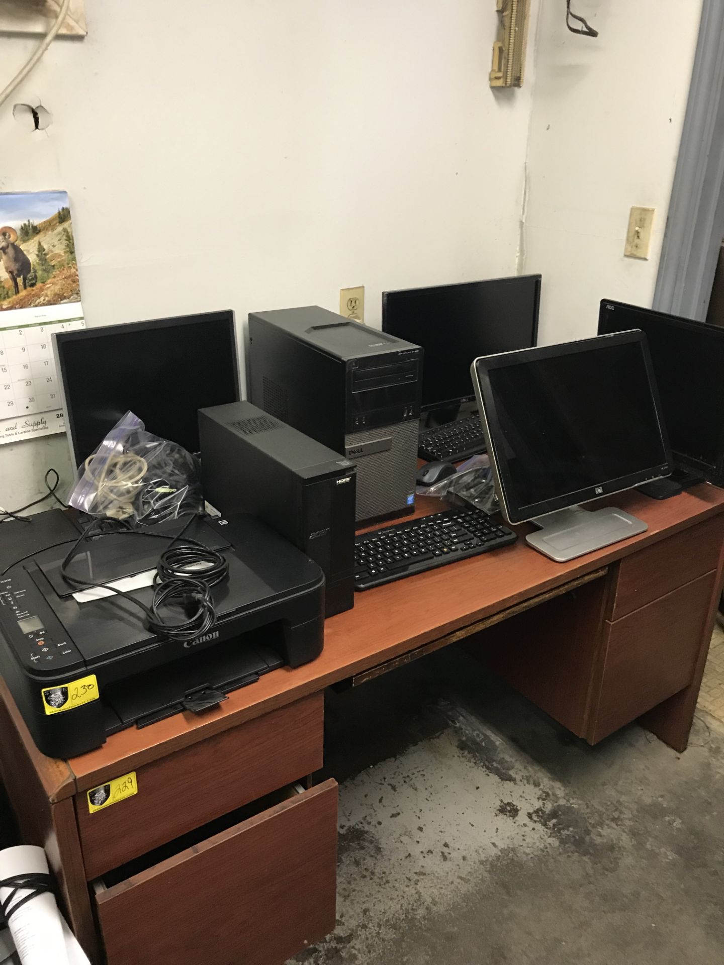 Lot of Computers & Monitors