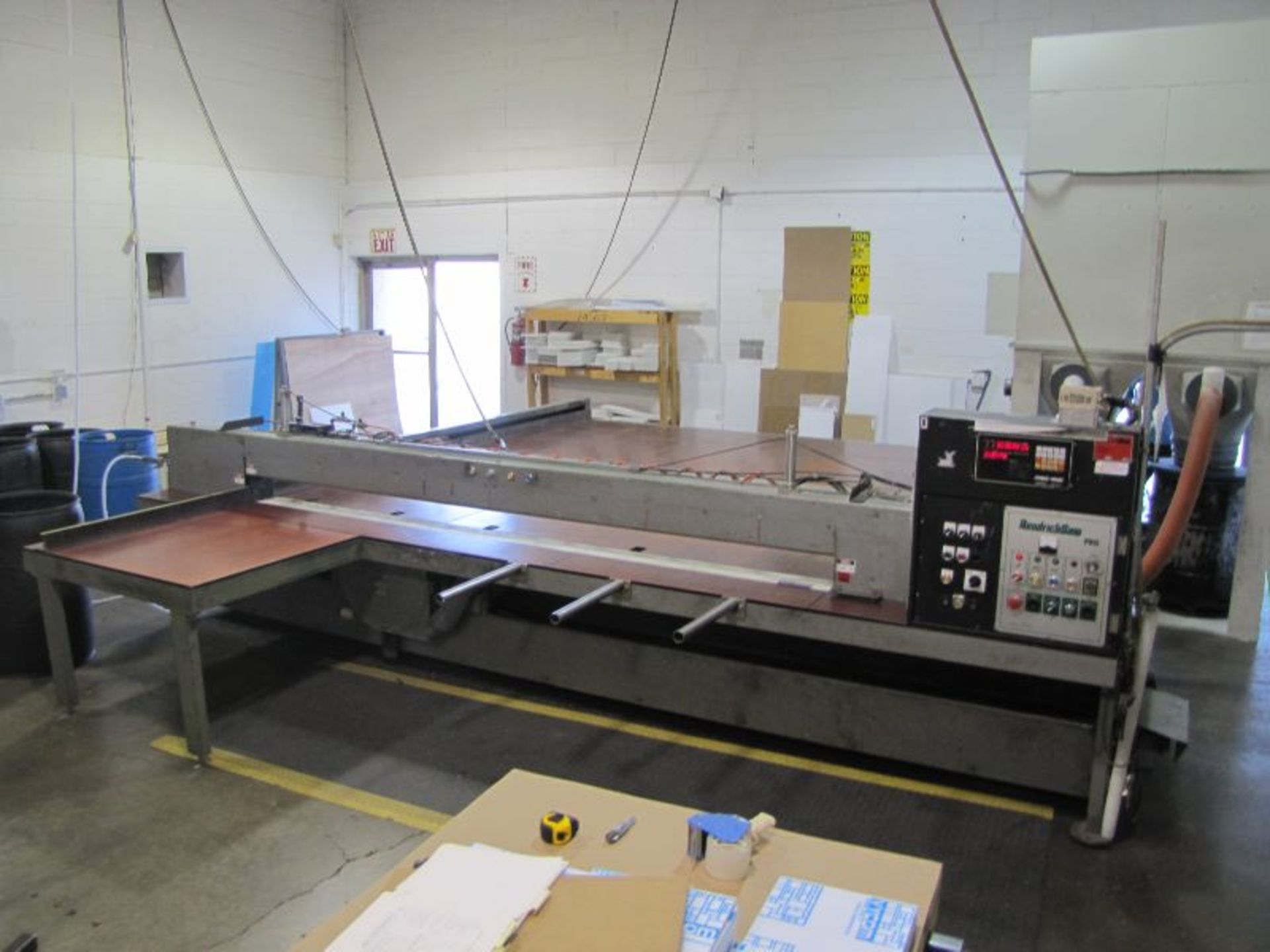 HendrickSaw Pro-H-126 Series Saw, with Sinuc 1600 Control, S/N: 1392, Mfg. 1989, Cut Length 126”