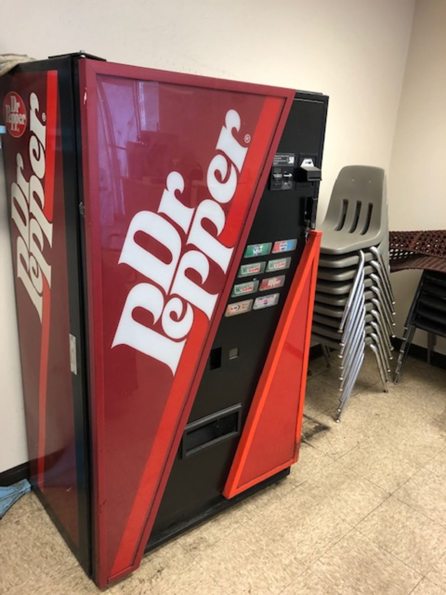 Dr. Pepper Flat Front Soda Vending Machine, manufactured by The Vendo Co. - Image 2 of 6