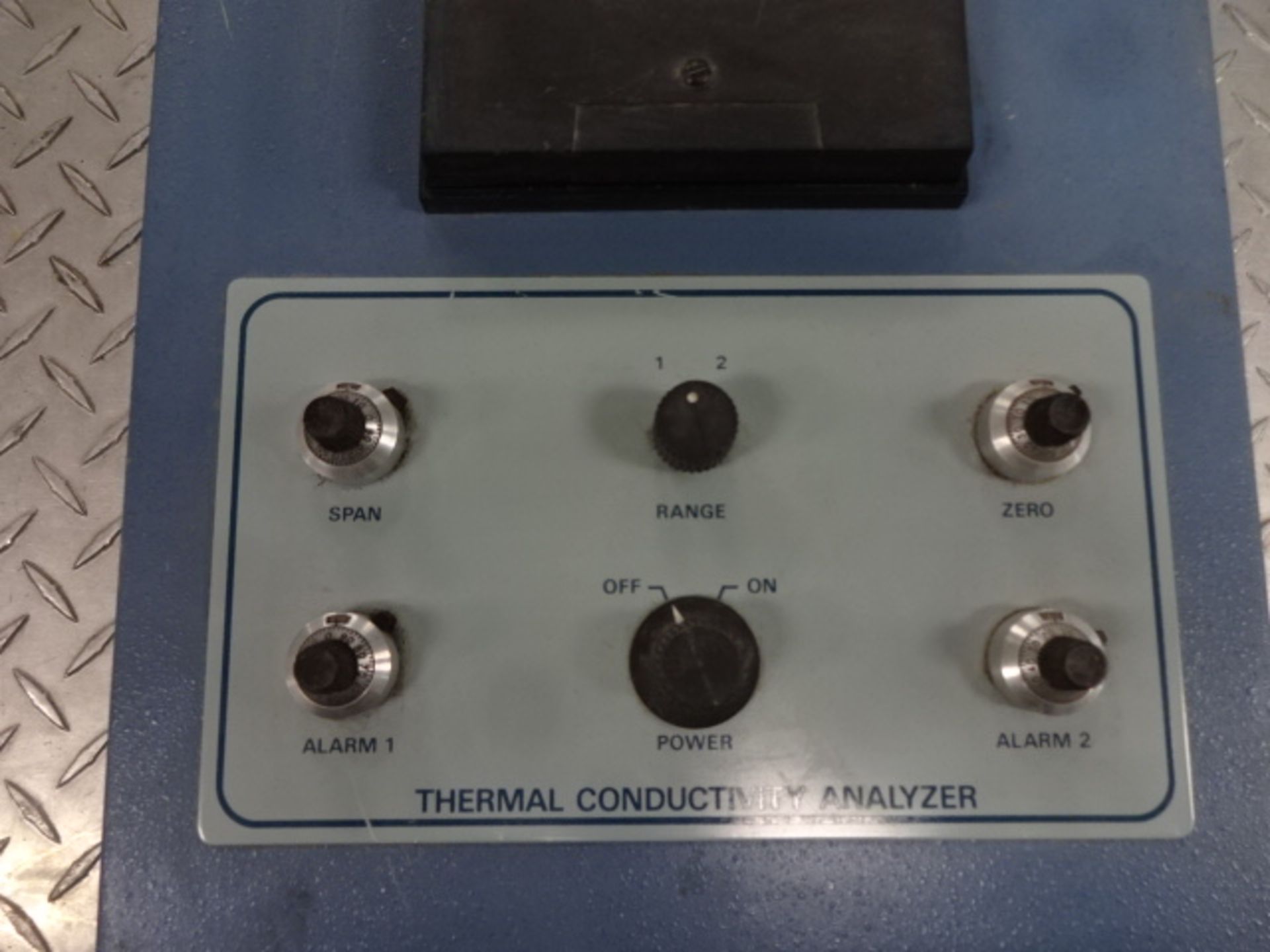 Thermal Conductivity Analyser - Image 2 of 4