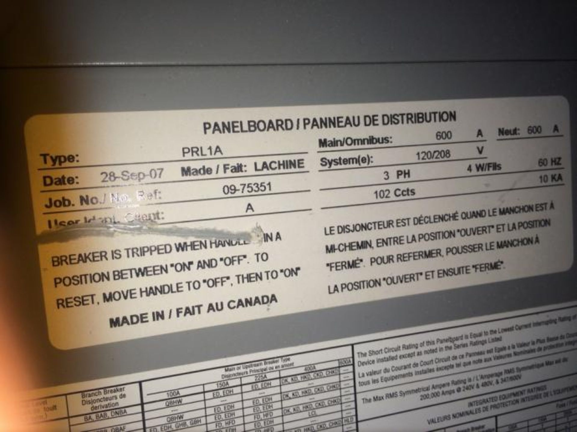 ELECTRICAL PANEL 600/120/208/600 AMP OF BRAND CUTLER HAMER - PANNEAU ELECTRIQUE 600/120/208/600 - Image 3 of 4