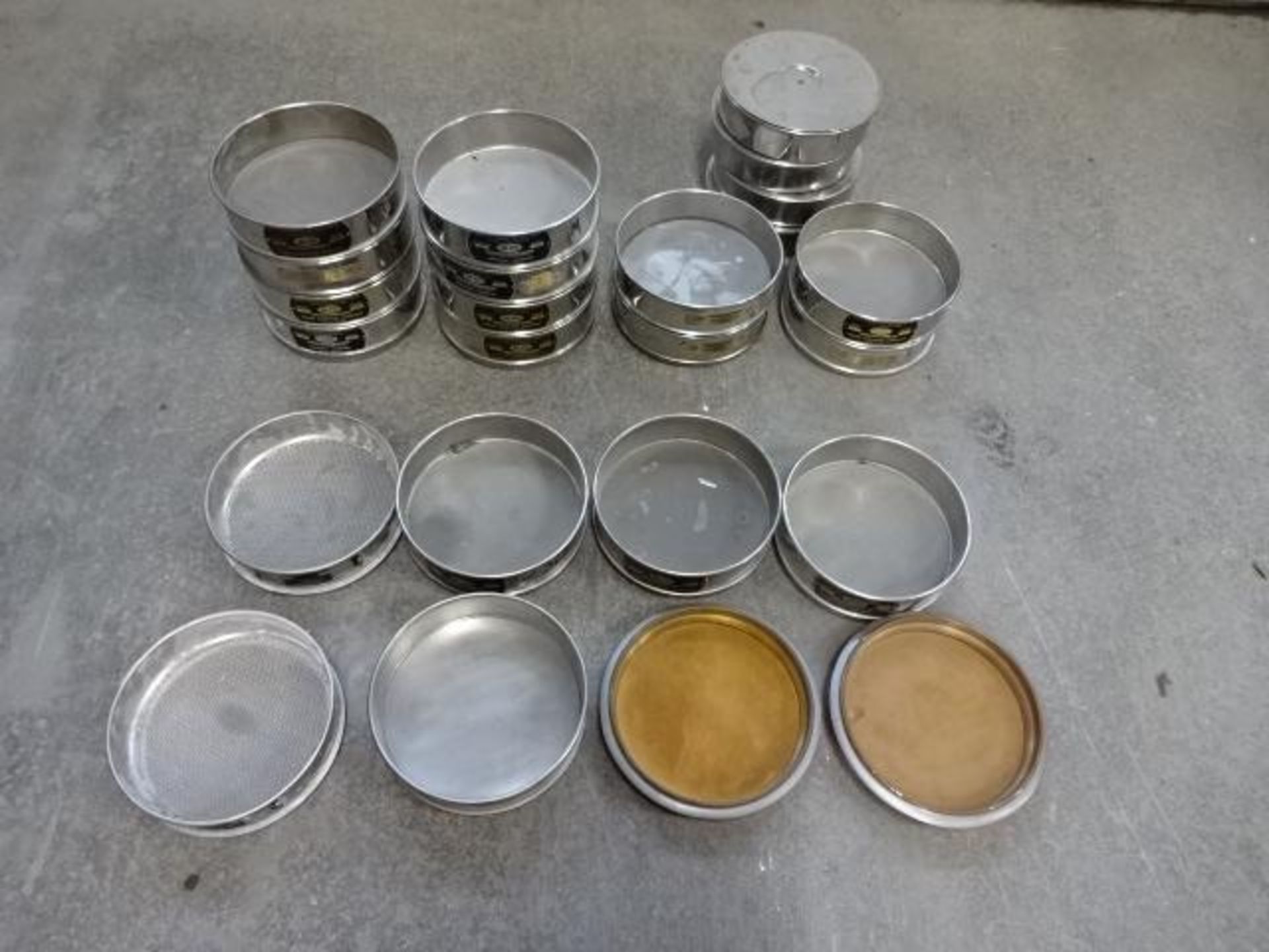 Set of sieve testing - Image 2 of 8