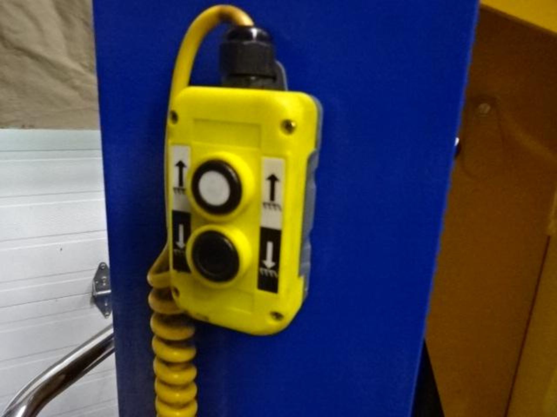 lift barrel (pourer) electric 115 volt - lift a baril (verseur) électrique 115 volt - Bild 3 aus 5