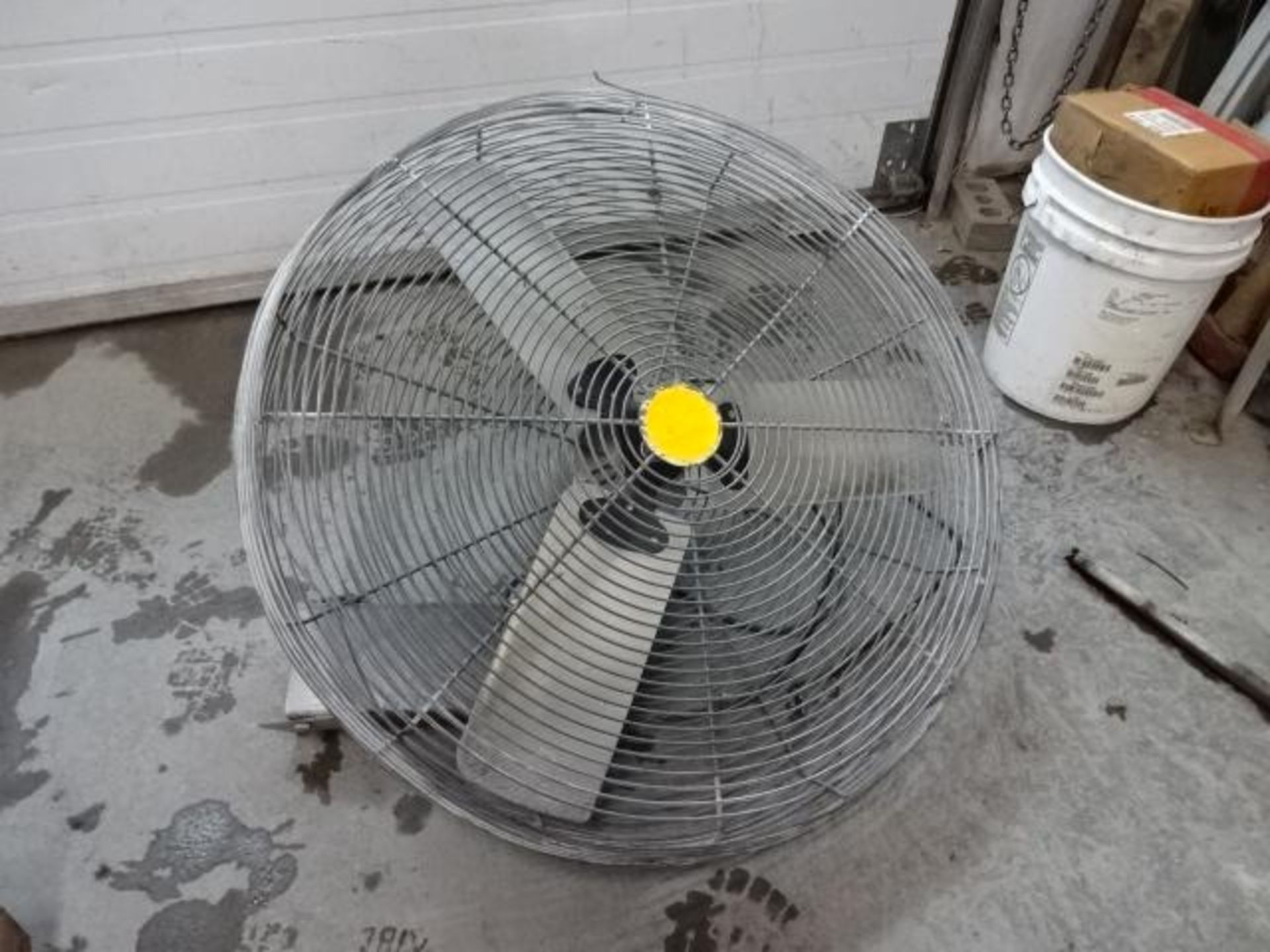 Industrial fan - Ventilateur industriel