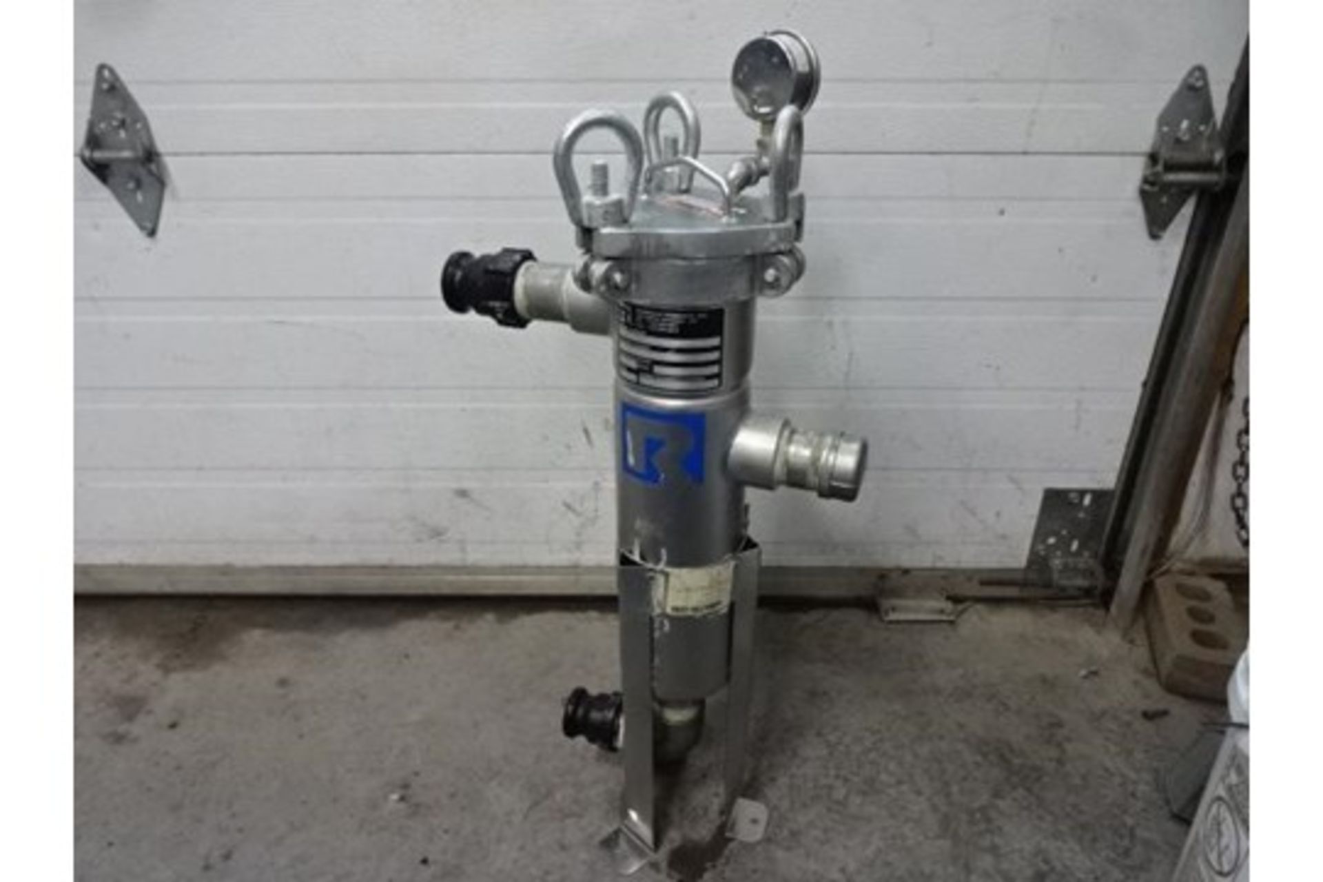 Stainless steel pressure filter - Filtre a pression en inox