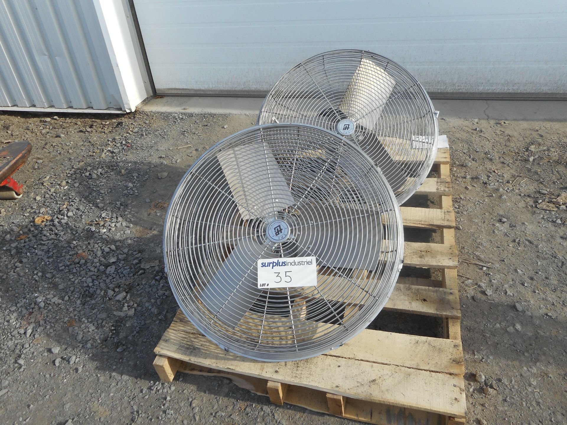 INDUSTRIAL FANS