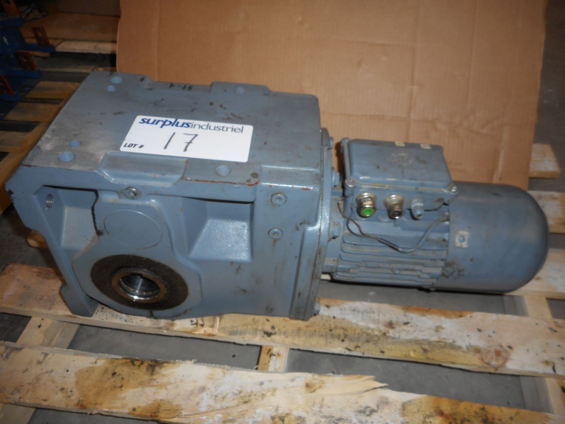 GEAR MOTOR NORD SK 90 S/4 BRE20 SR