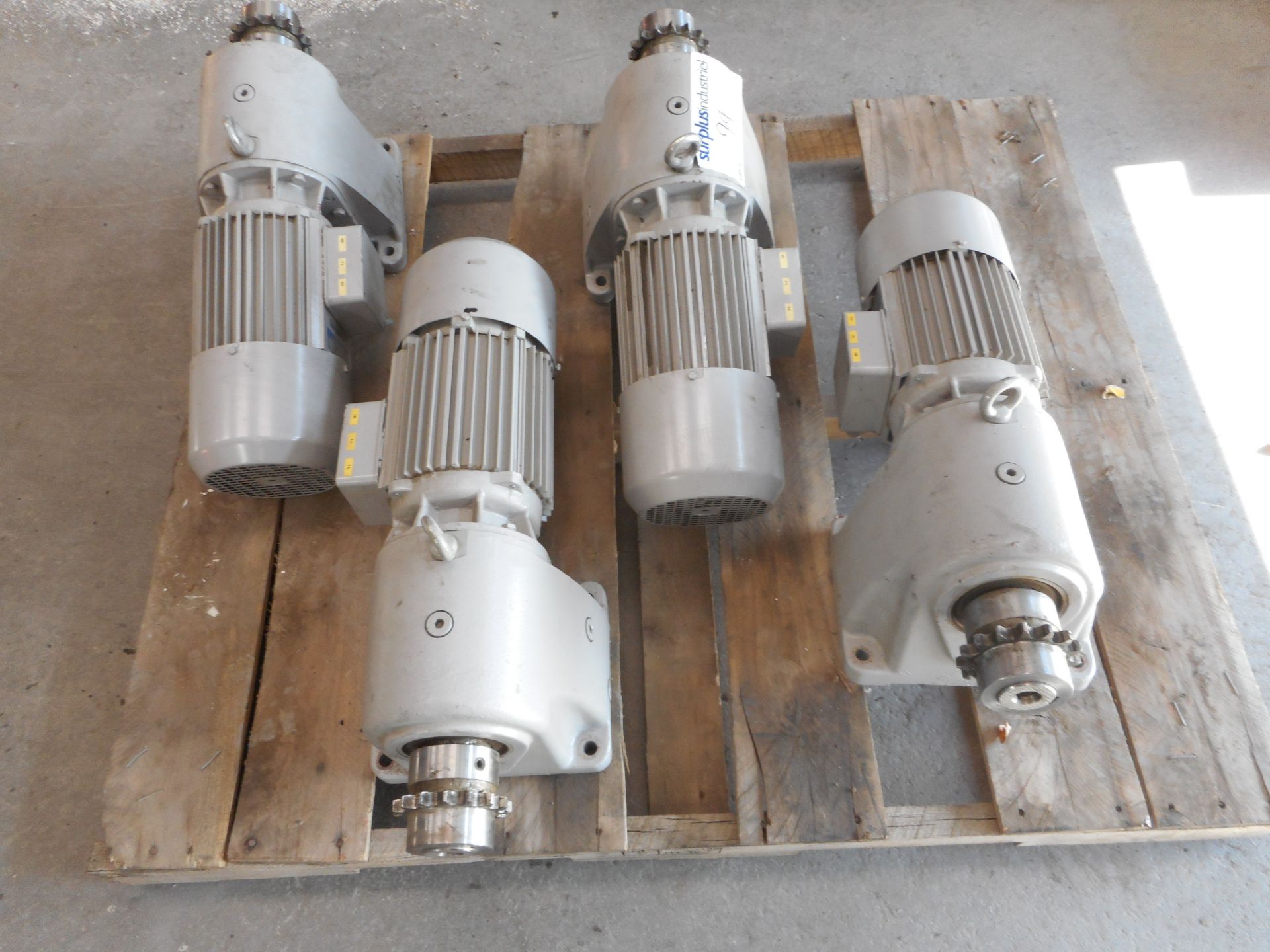 GEAR MOTORS - Image 2 of 3