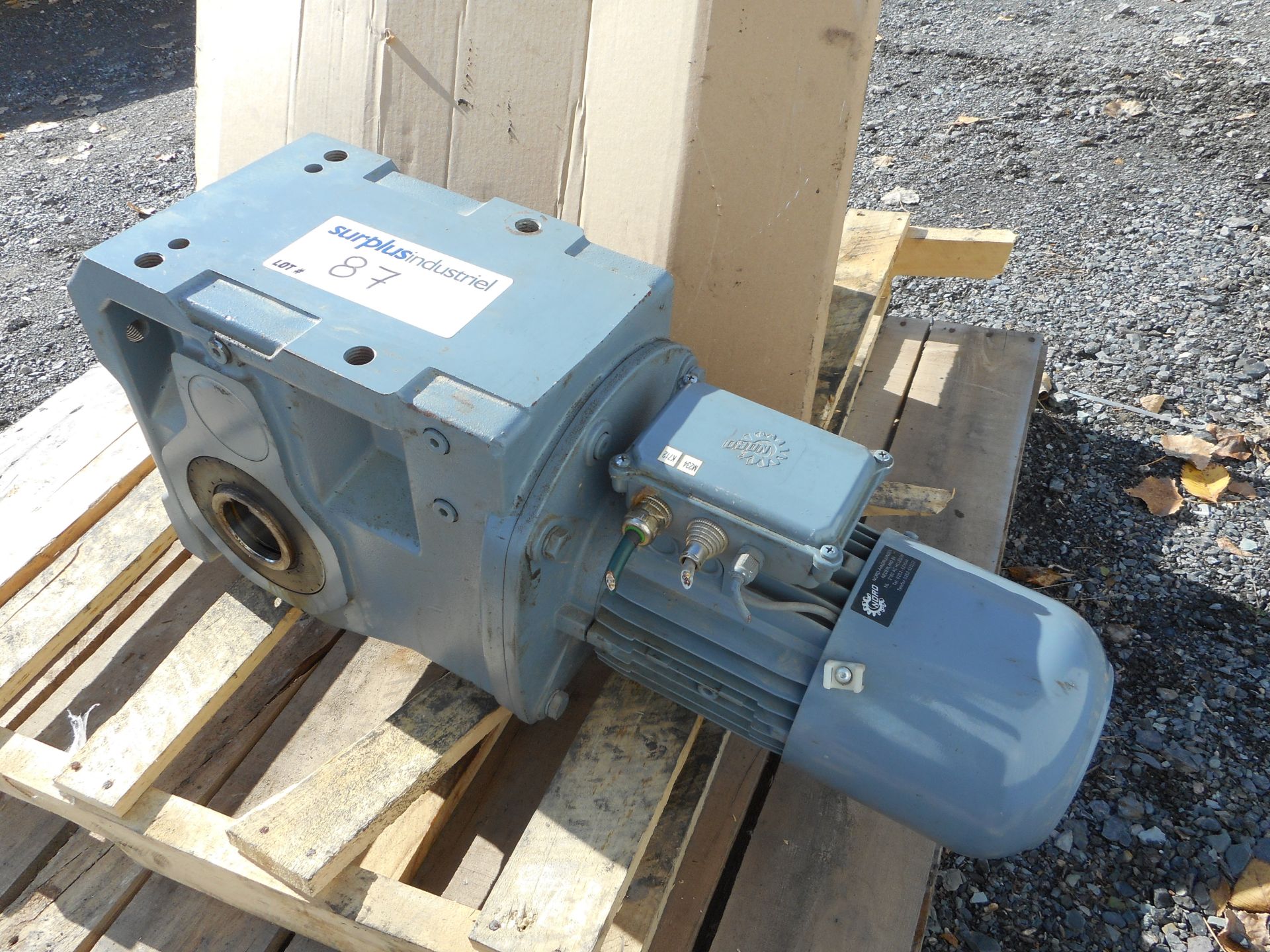 GEAR MOTOR - Image 2 of 5