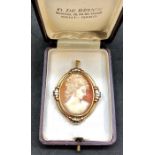 18ct gold mounted cameo brooch weight of brooch 18.5g