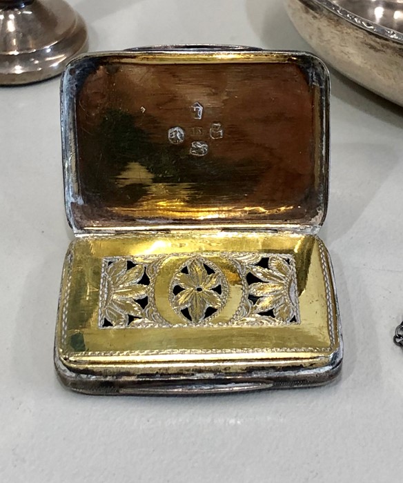 Selection of silver items includes silver vinaigrette etc - Image 4 of 5