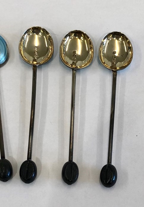 Set of 6 silver and enamel coffee bean spoons in good condition - Image 3 of 4