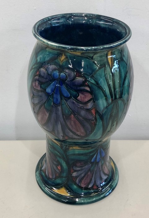 Signed George Cartlidge Morris Ware vase by Hancock & Sons stoke on Trent England measures approx 2 - Image 2 of 5