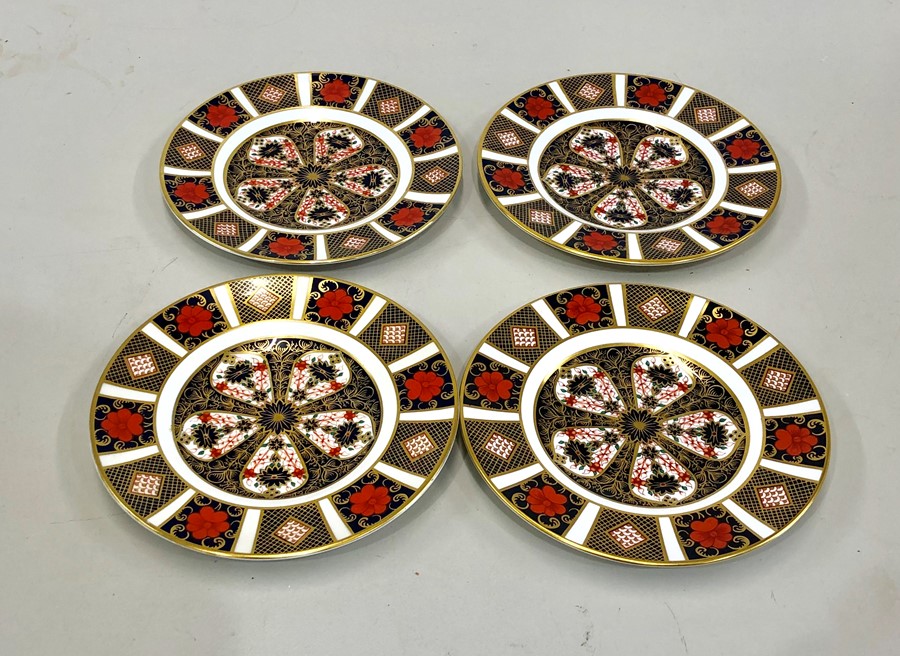 4 royal crown derby side old imari 1128 pattern each measures approx 6.5ins dia - Image 2 of 3