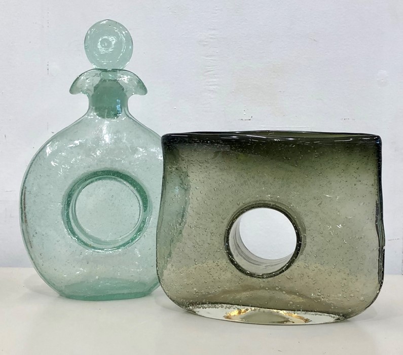 2 Art glass items vase and decanter - Image 2 of 2