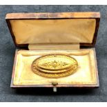 Victorian boxed 15ct gold brooch in great original condition measures approx 41mm by 21mm