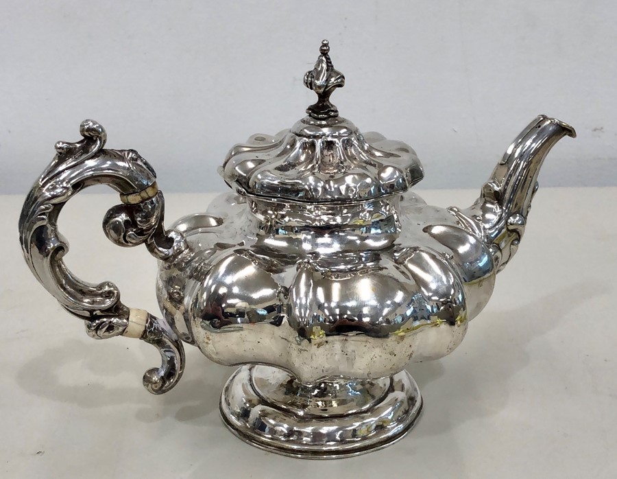 Fine antique continental silver teapot weight 437g