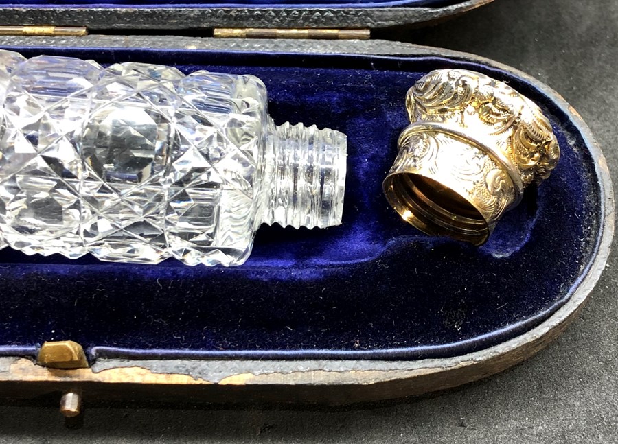 Fine Victorian silver double ended scent bottle in original box all in great original condition bott - Image 6 of 6