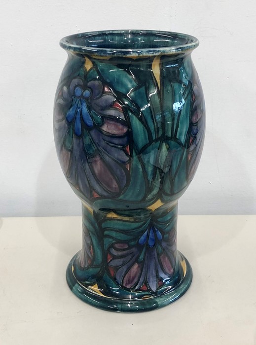Signed George Cartlidge Morris Ware vase by Hancock & Sons stoke on Trent England measures approx 2 - Image 3 of 5