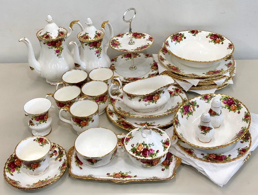 Large selection of Royal Albert dinner coffee service etc - Image 2 of 3