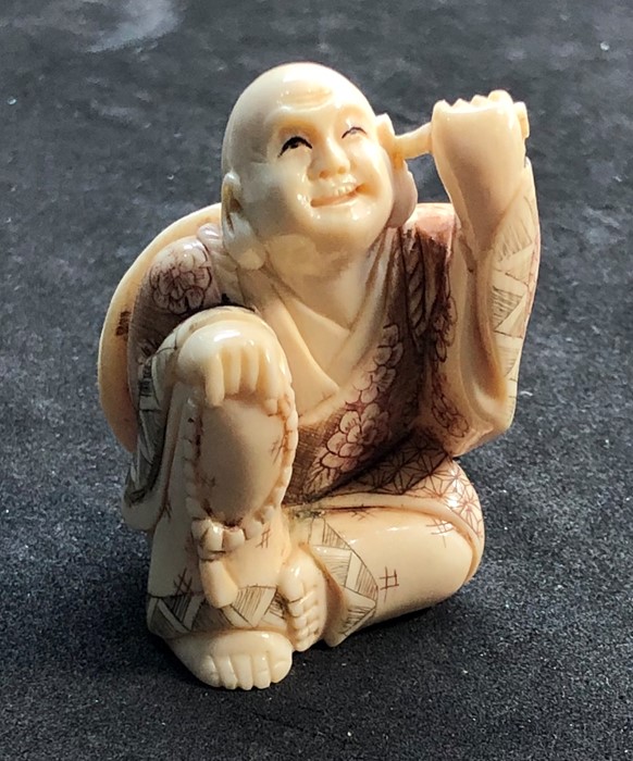 Fine Signed Japanese Netsuke fig measures approx height 50mm - Image 2 of 8