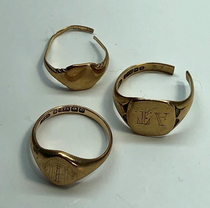 3 broken 9ct gold rings weight 9.3g - Image 2 of 2