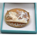 Fine Victorian gold mounted cameo brooch brooch measures approx 52mm by 43mm age related stress