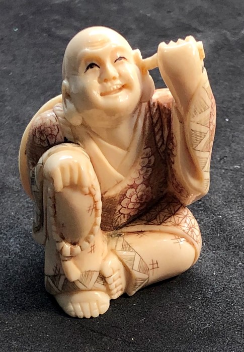 Fine Signed Japanese Netsuke fig measures approx height 50mm - Image 3 of 8