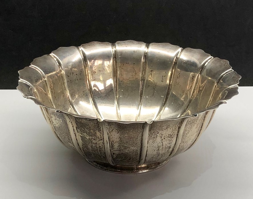 arge silver fruit bowl measures approx 24.5cm dia height 10cm london silver hallmarks weight 481g