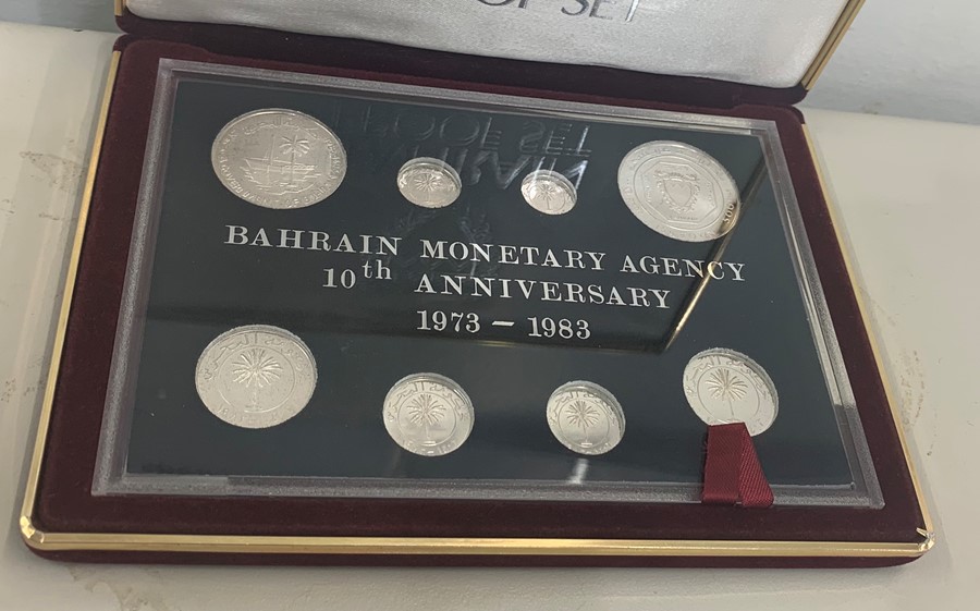 A Bahrain proof solid silver set of coins - Image 2 of 2