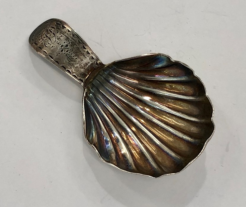 Antique Georgian silver tea caddy spoon - Image 2 of 4