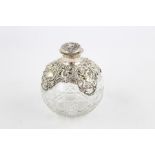 Antique 1904 Birmingham silver topped ladies perfume bottle (485g) with cut glass base, associated s