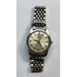 Vintage Gents stainless steel Omega Seamaster automatic wristwatch and strap the watch winds and ti