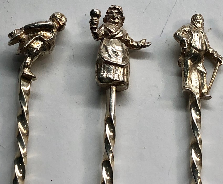 6 Hallmarked silver dickens cocktail sticks - Image 6 of 8