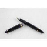 Montblanc Meisterstuck Black fountain pen with 14ct white gold nib