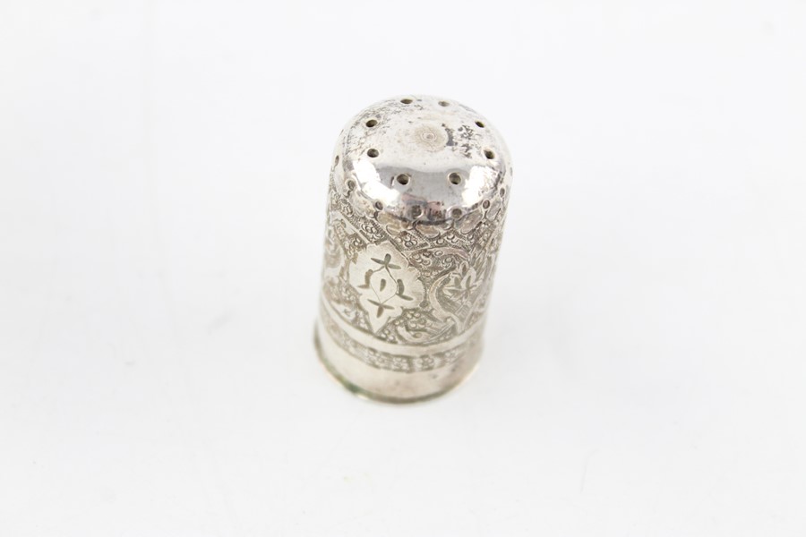 3 x Vintage 800 and 925 silver salt and pepper pots (73g) - Image 4 of 5