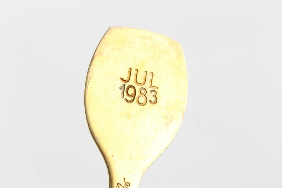 18164 2 x Vintage A.Michelsen danish silver gilt enamel Christmas spoons 86g Stamped July 1982 & 198 - Image 4 of 6