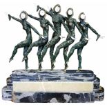 Art Deco Figured after Chiparus showing 5 Dancing GirlsWunderschöne Art Deco Figur nach Chiparus «